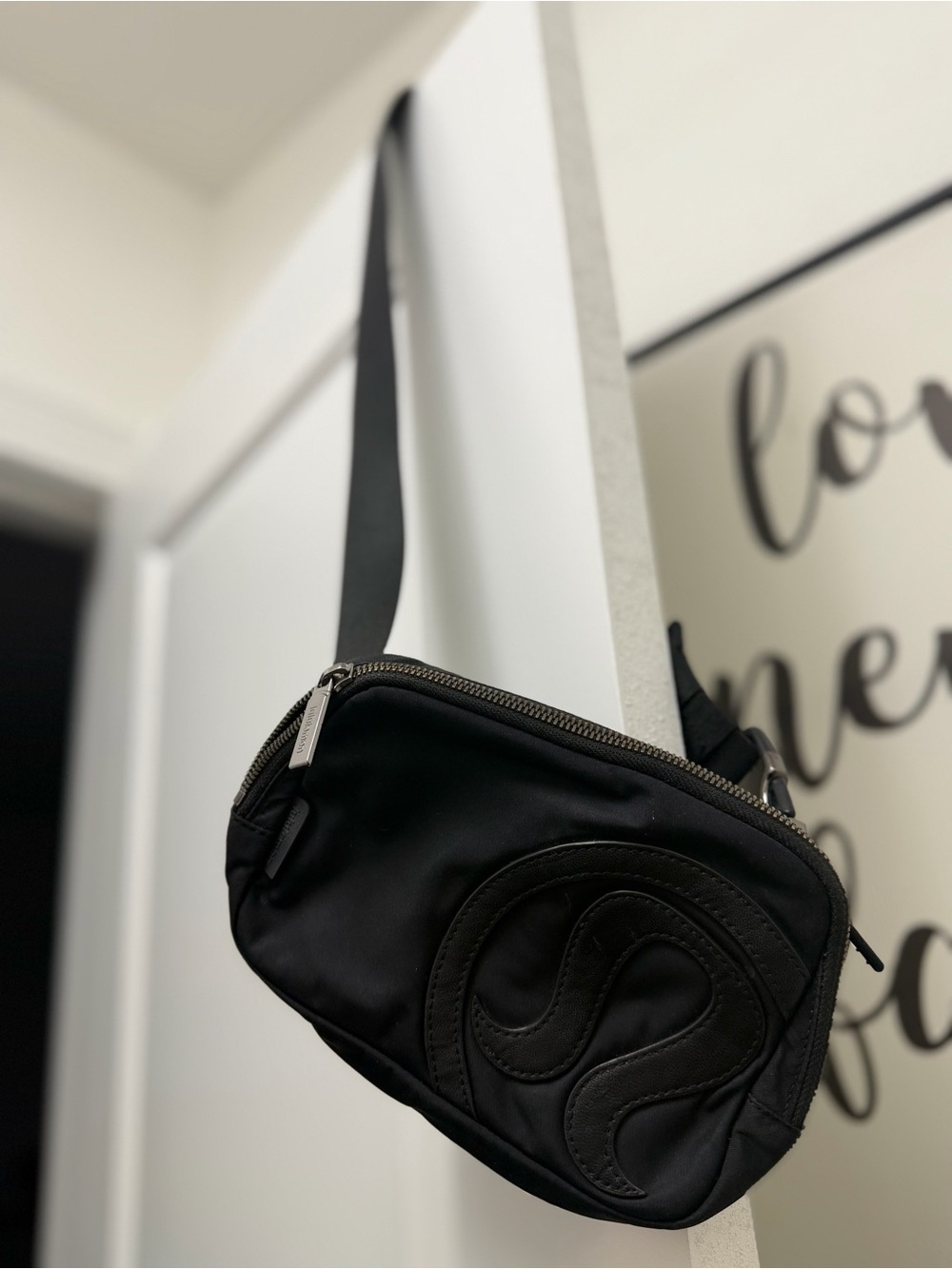 lululemon athletica Black Men’s Sling Belt Bag